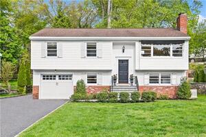 17 Fado Lane