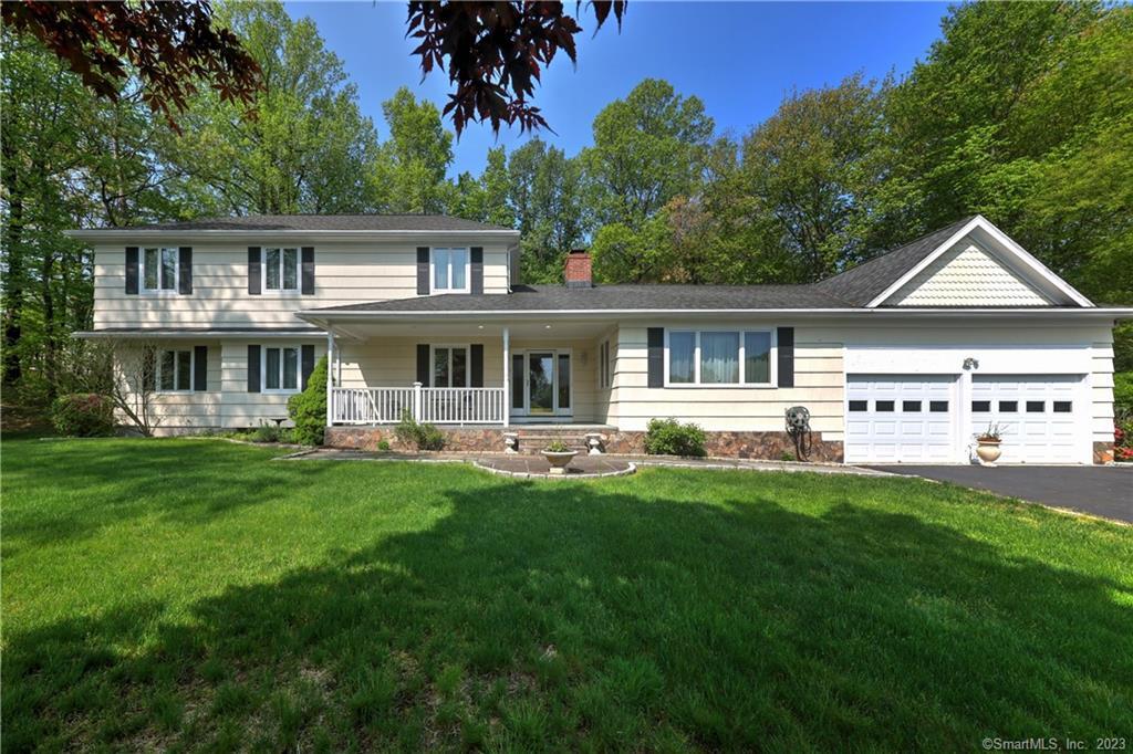 81 Kent Lane — exterior photo