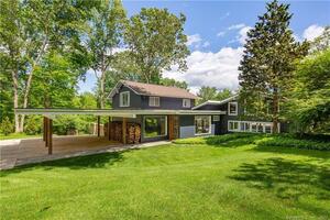 9 Hackberry Hill Road