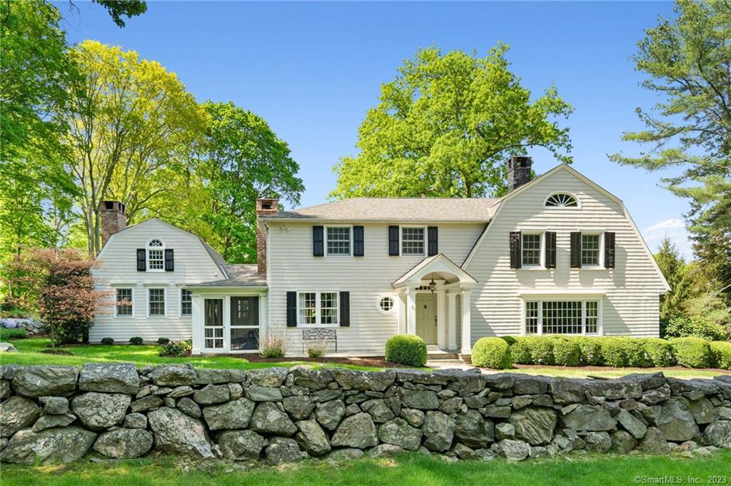 1466 Ponus Ridge — exterior photo