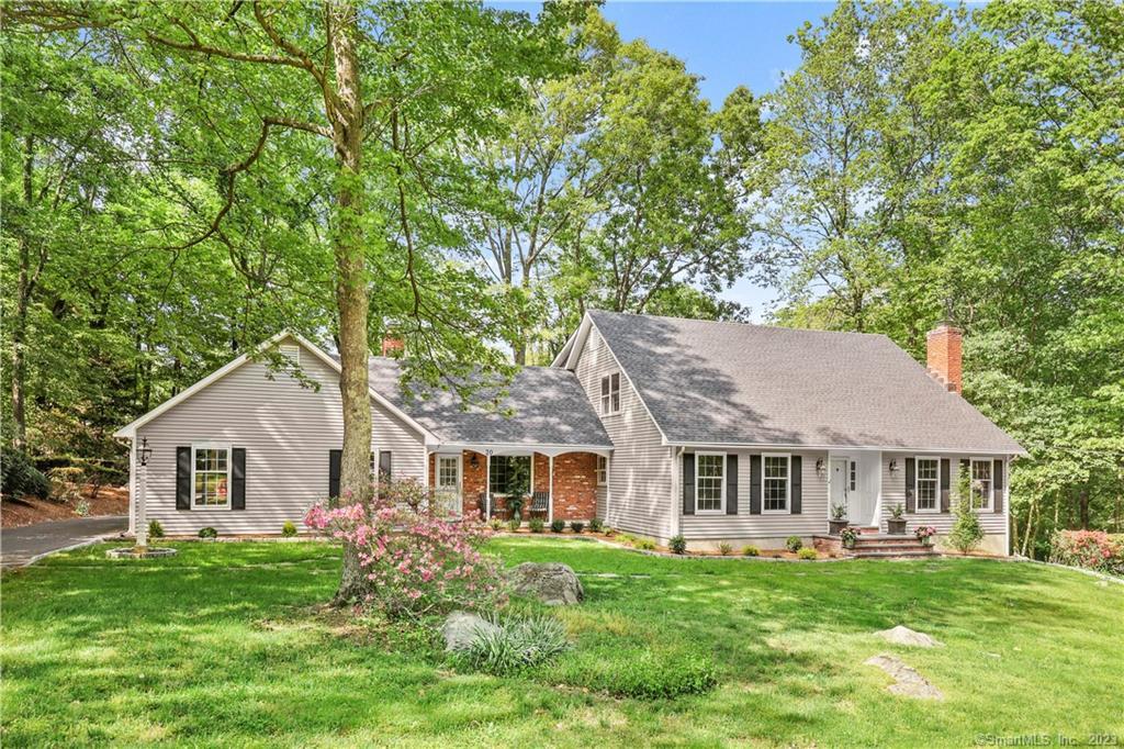 20 Heritage Lane — exterior photo
