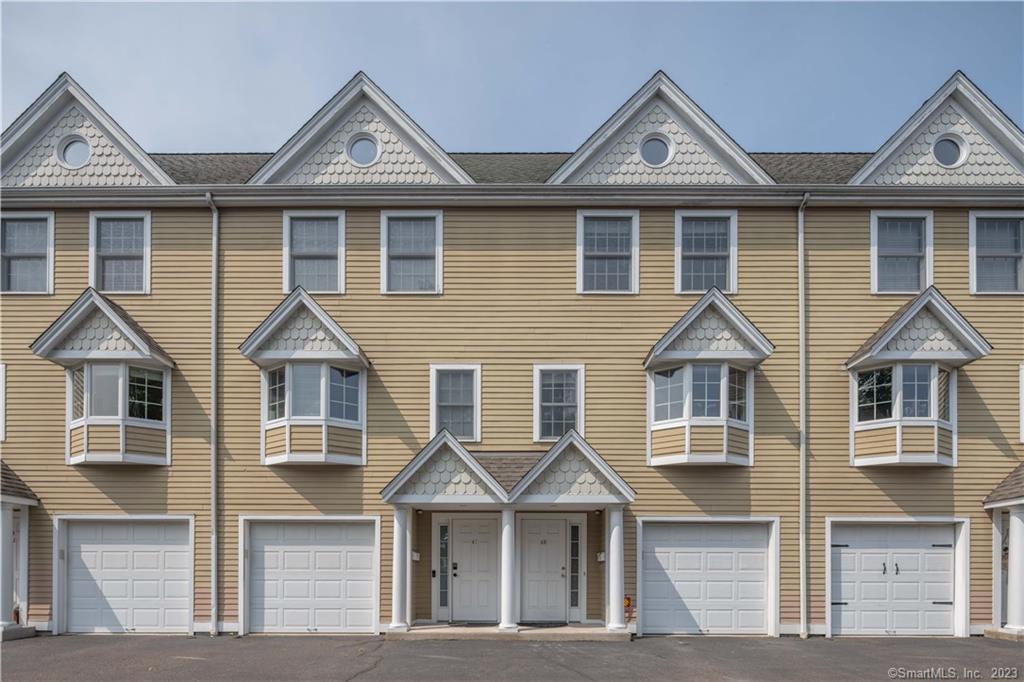 16 Hillside Place, Unit H4 — exterior photo