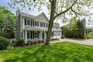 12 Walnut Ridge Lane