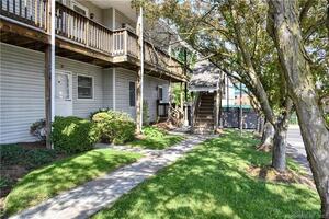 256 Washington Boulevard, Unit 13