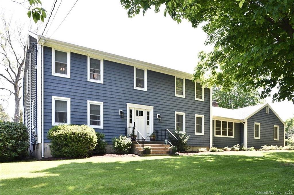 7 Unity Drive — exterior photo