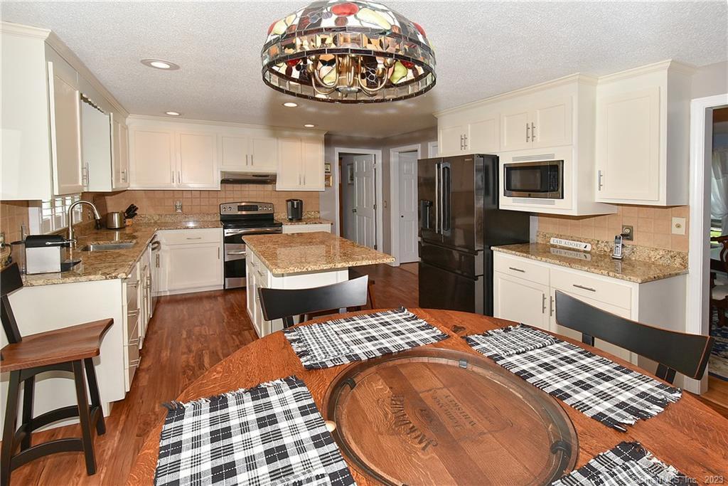23 Krawski Drive, South Windsor, CT 06074 - Thumbnail 8