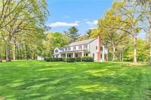 42 Silver Ridge Common