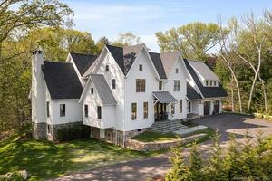 8 South Trail