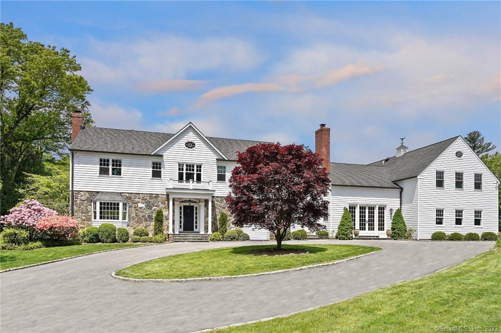 14 Mountain Wood Drive — exterior photo