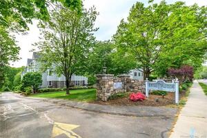 105 Richards Avenue, Unit 1310