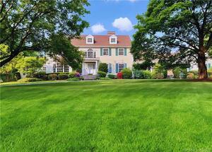 106 Hoyt Farm Road