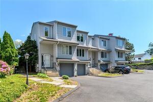 65 Wolfpit Avenue, Unit 1A
