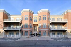 100 Stone Ridge Way, Unit 3D