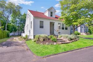 75 Soundview Avenue