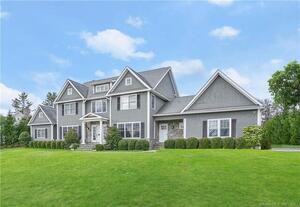 4 Calder Bridge Drive, Unit 4