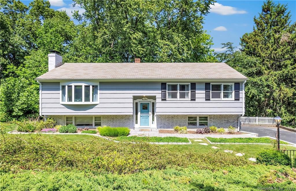 29 Rexview Circle — exterior photo