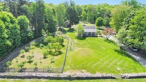221 Banks Road