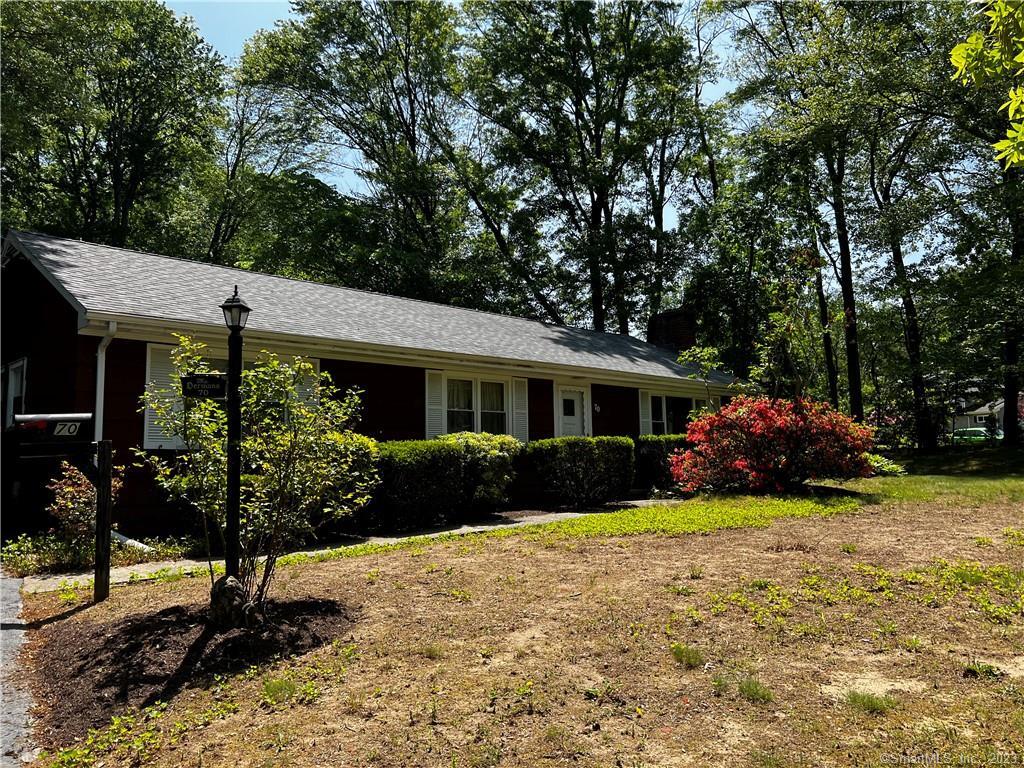 70 Suzanne Circle — exterior photo