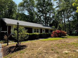70 Suzanne Circle