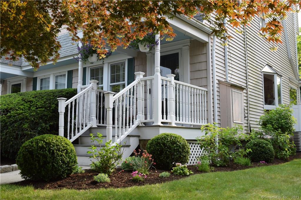 98 Prospect Street, Unit 98 — exterior photo