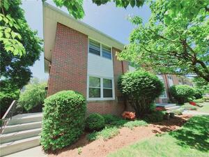 21 Willowbrook Court