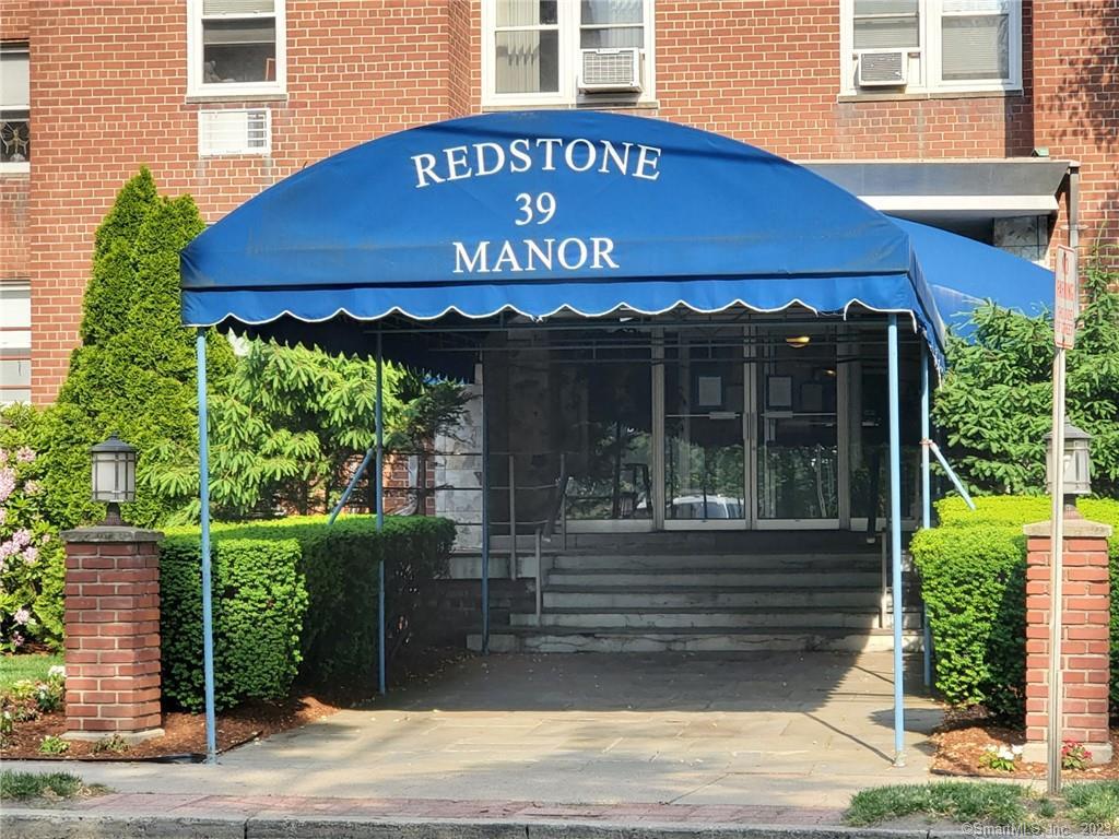 39 Glenbrook Road, Unit 1K — exterior photo