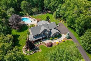10 Cider Mill Road