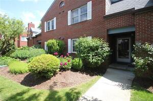 116 Roberton Crossing, Unit 116