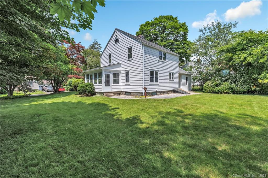 642 Fairchild Drakeley Real Estate