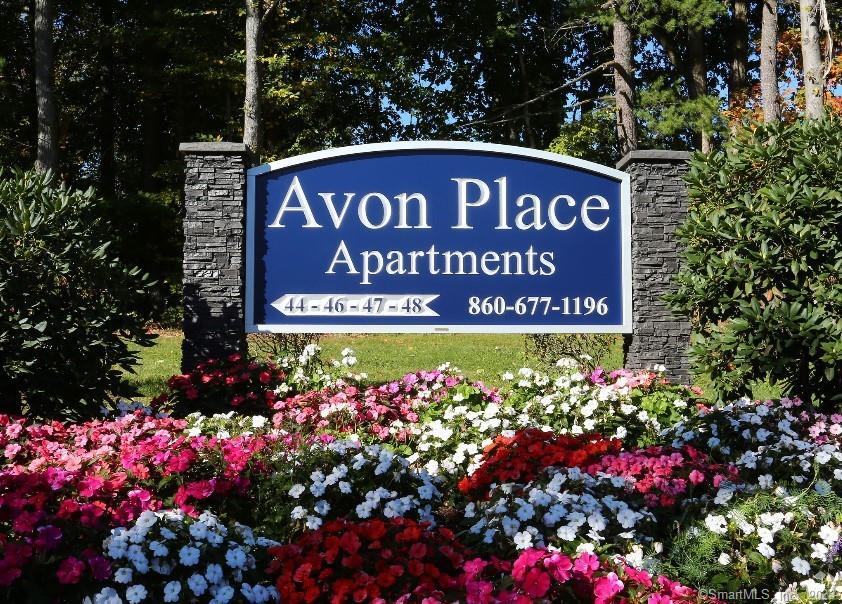 Welcome to Avon Place, a luxury community with all of the amenities for every lifestyle. Newly renovated units with stainless steel appliances, upgraded countertops, tiling and floors. Spacious rooms with a modern style. Offering 1 and 2 bedrooms with furnished options available. This pet friendly community offers 46 acres with trails, a pet play area and pet grooming station. The community boasts tennis, racquet ball and volleyball courts for recreation. Enjoy a relaxing afternoon in the pool and meet your friends in the fully furnished clubhouse. Use the community wide wi-fi to meet with clients in our professional conference room or at one of our work stations. The on-site gym offers high quality equipment and a relaxing sauna. Avon Place has laundry facilities and package services and even a car wash station. The onsite staff sees to regular maintenance and secured entry. Avon Place is where a luxury life style becomes affordable.