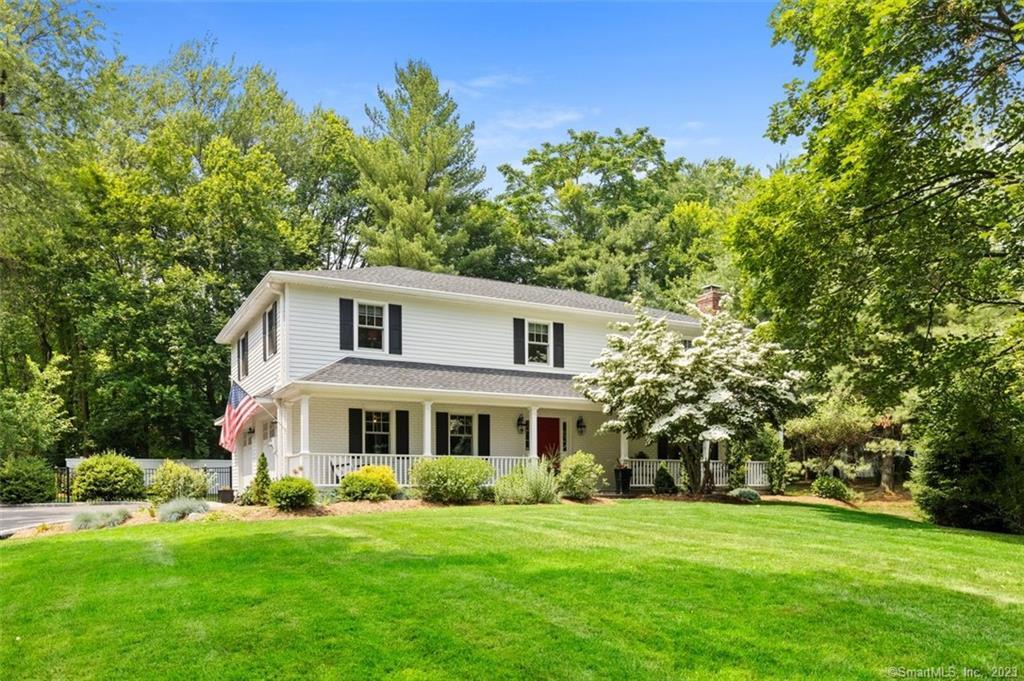 41 Roseville Road — exterior photo