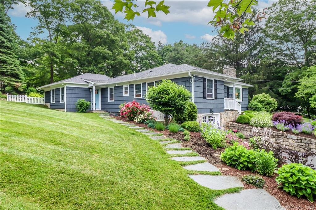 89 Rockwell Road — exterior photo