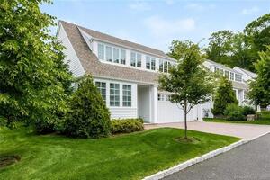 70 Kensett Lane, Unit 70