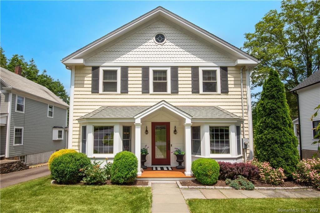 8 Ramapoo Road — exterior photo