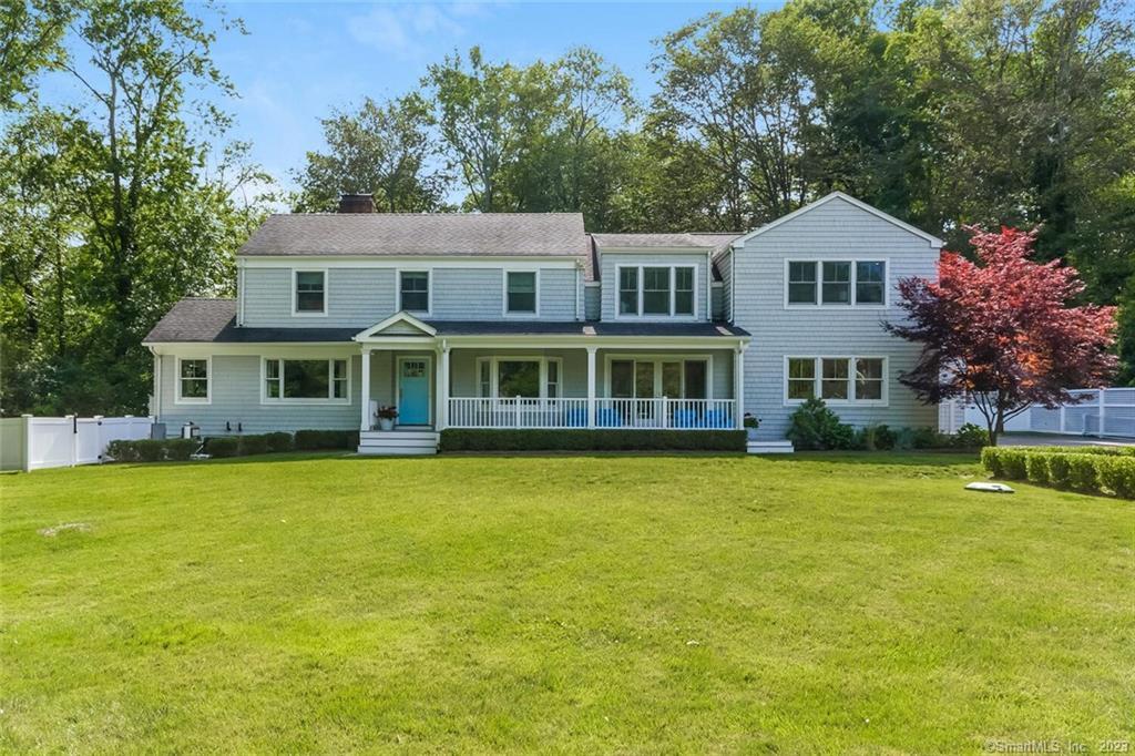 17 Mystic Lane — exterior photo