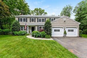 21 Middlesex Road