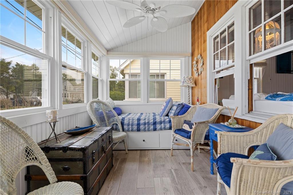 36 White Sands Beach Drakeley Real Estate