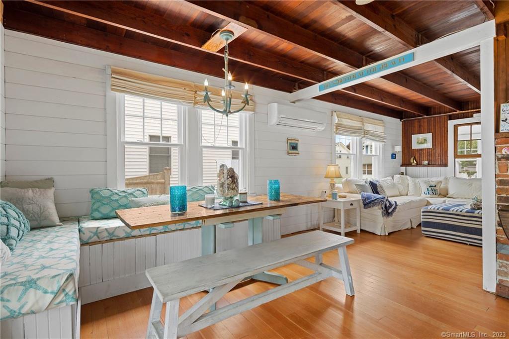 36 White Sands Beach Drakeley Real Estate