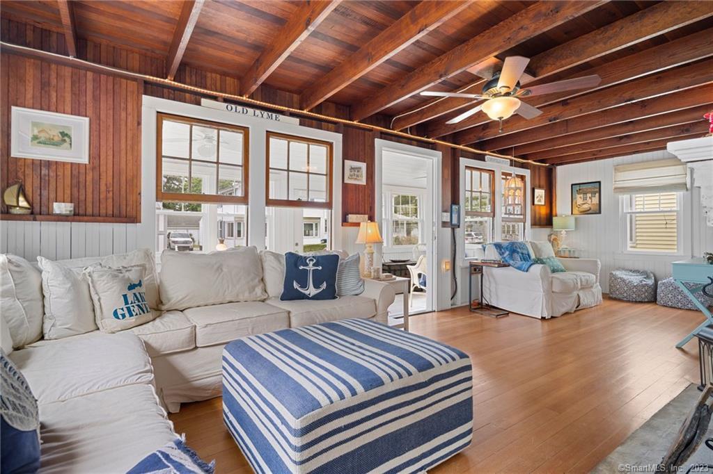 36 White Sands Beach Drakeley Real Estate