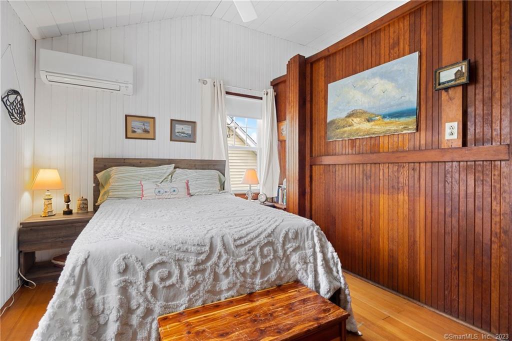 36 White Sands Beach Drakeley Real Estate