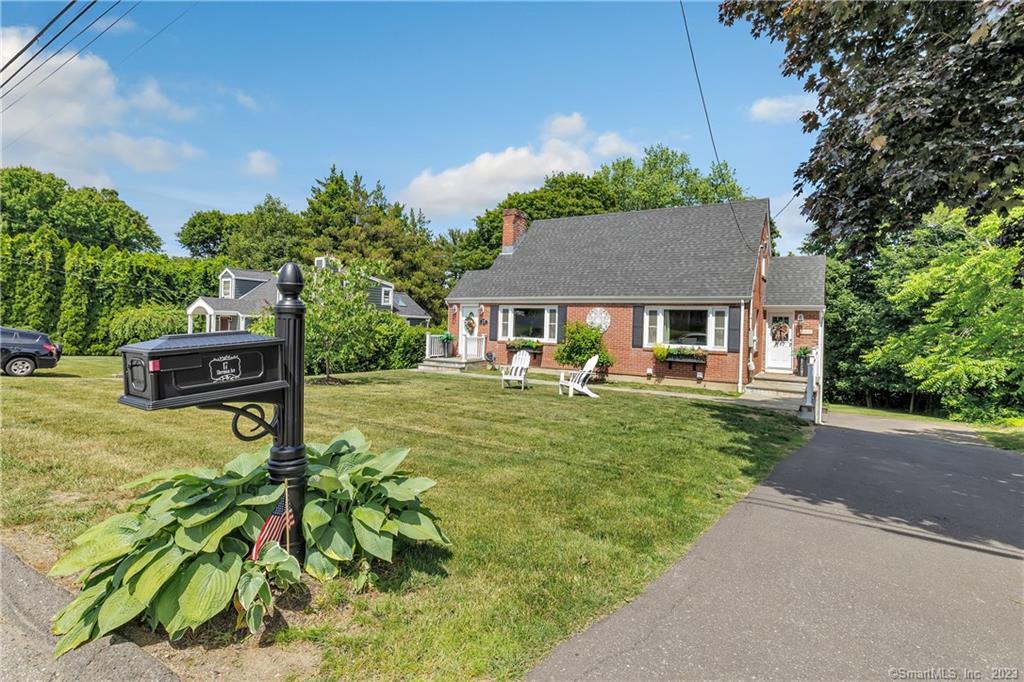 17 Sherman Avenue — exterior photo