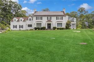 50 Stone Hill Drive