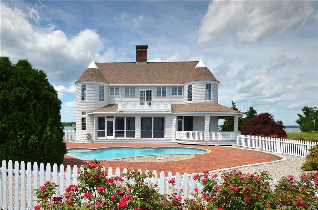 Single Family For Sale at address 21 Neponset Avenue