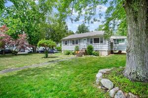 144 Scribner Avenue