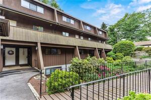 141 Knapps Highway, Unit 141