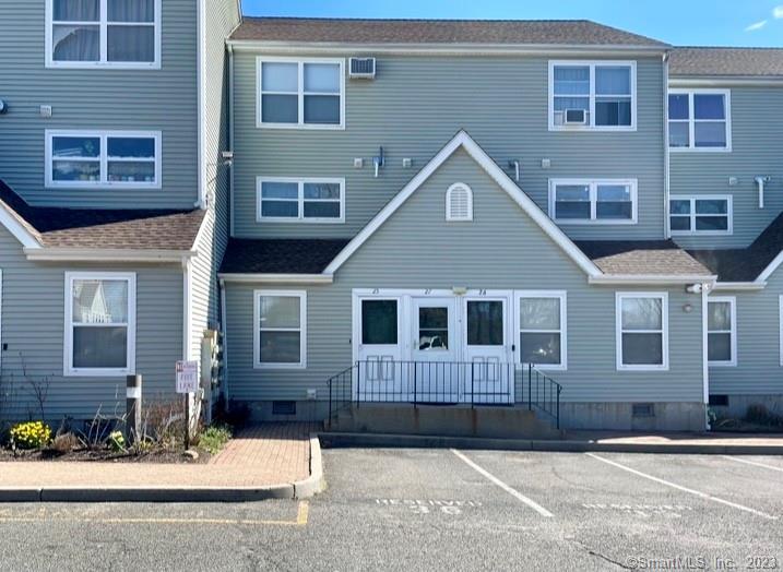 100 San Vincenzo Place, Unit 25 — exterior photo