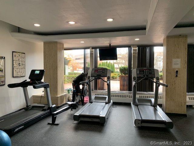 OVersized and updated 2 br 1 bth unit in luxury high rise bldg. minutes to the heart of the downtown. Includes heat/hot water/cooking gas and outside gated parking. Modern kitchen w/ dishwasher/gas stove, microwave/washer/dryer, formal dining area, sunfilled living room w/ sliders to private expansive balcony w/ fabulous views,  2 large bedrooms, ample closets, air conditioning, professional gym on site, 24 hour emergency maintenance, minutes to highways beaches, shops and nightlife, low security deposit. cat ok extra $40 amenity fee per mo, pets welcome, off st gated parking