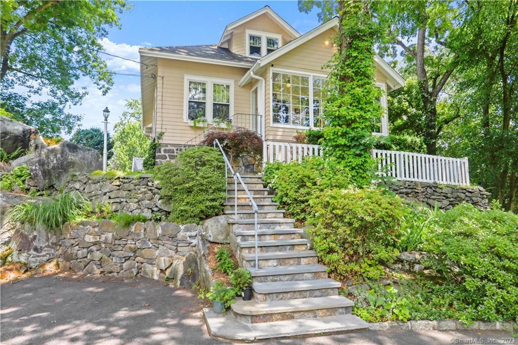 6 Oakledge Circle — exterior photo