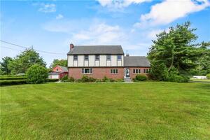890 Daniels Farm Road