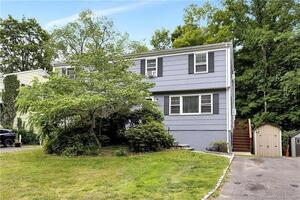 12 River Street, Unit 12